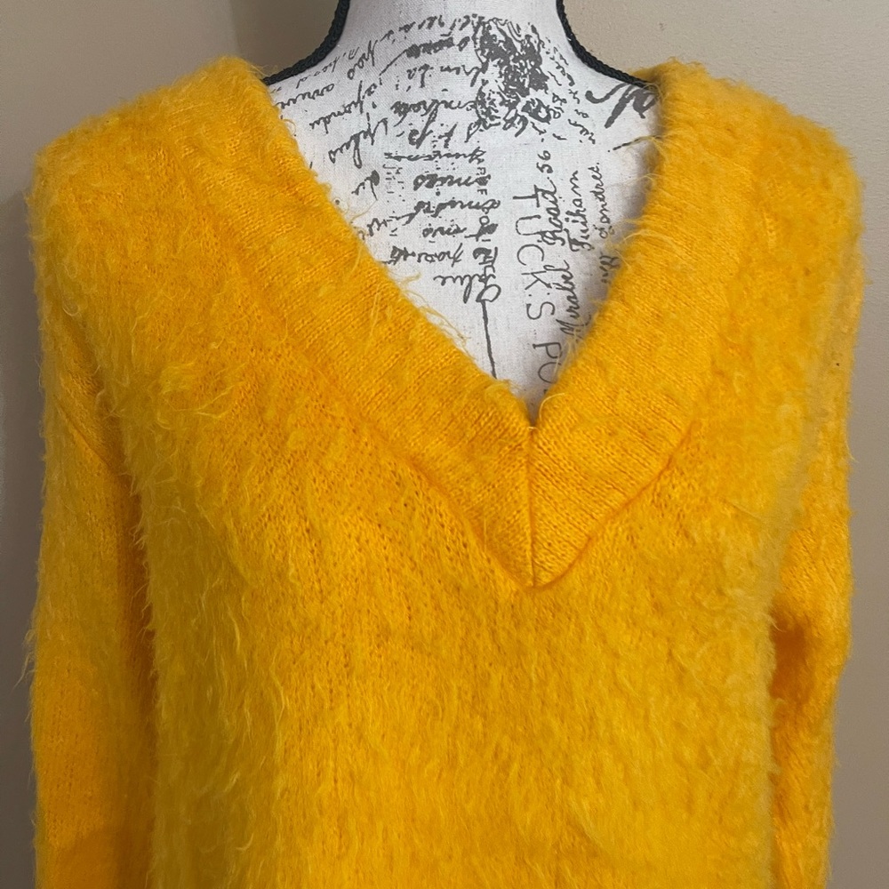 BP Sweater - Picture 3 of 11